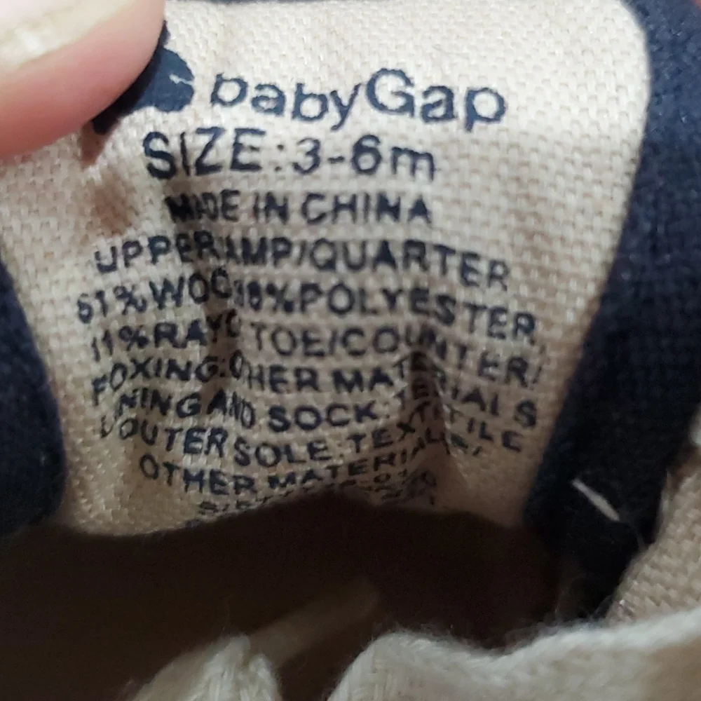 Baby Gap Sneaker size 3-6 months